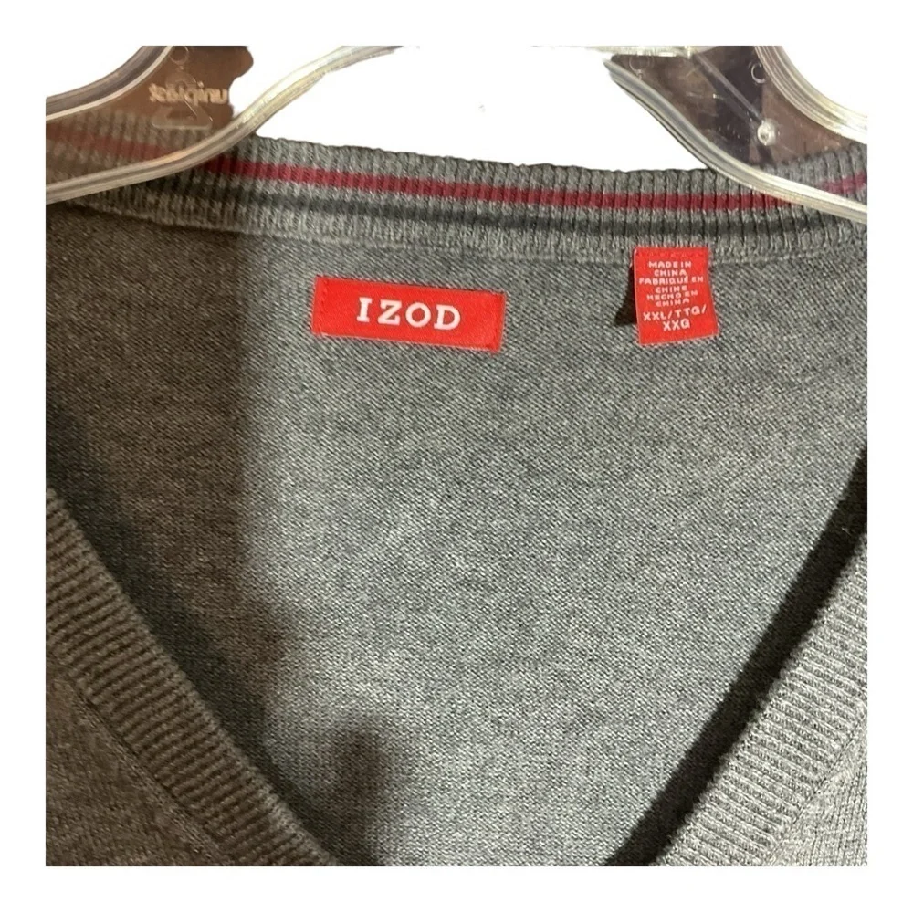 Men’s Izod Gray V Neck Pullover Sweater Size XXL